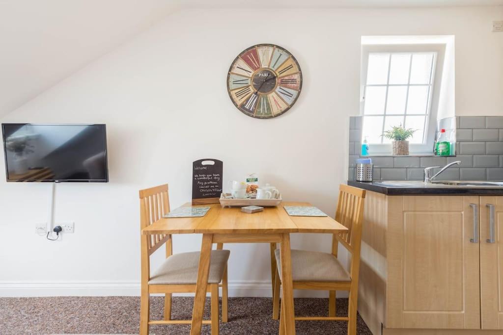 Seafront Flat-private Parking-short Walk To Town Apartment Weston-super-Mare