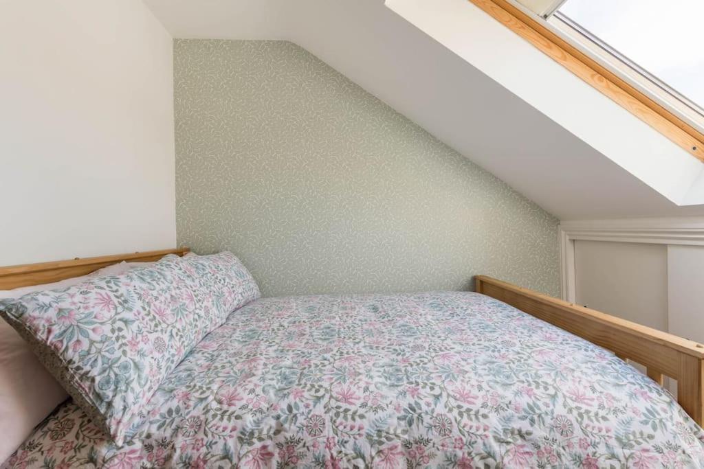 Seafront Flat-private Parking-short Walk To Town Apartment Weston-super-Mare